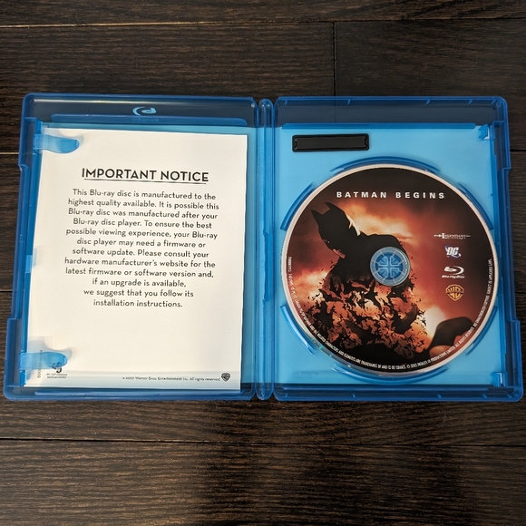 LIKE NEW Batman Begins + Dark Knight Blu-ray movies (set of 2), Christian Bale - Picture 3 of 8